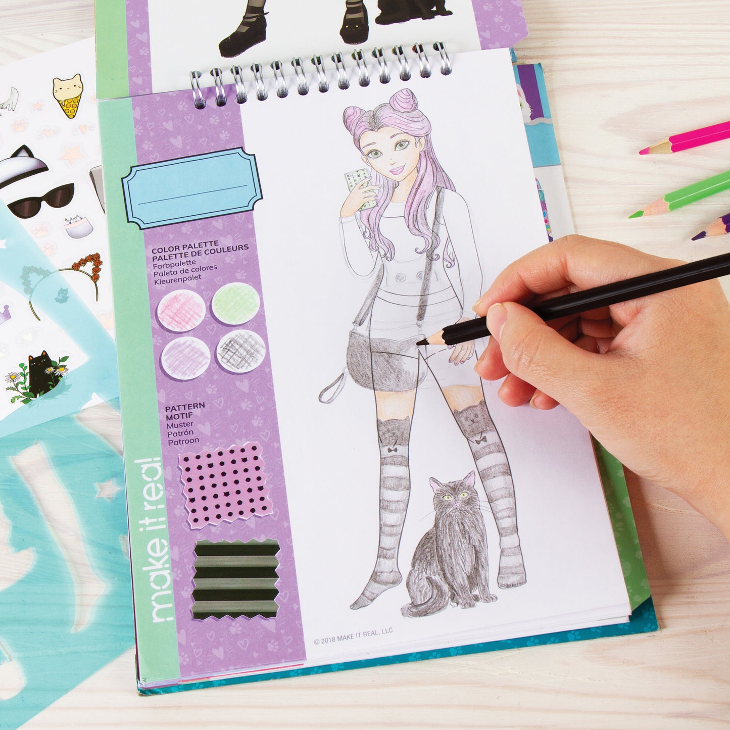 Fashion Design Sketchbook: Pretty Kitty