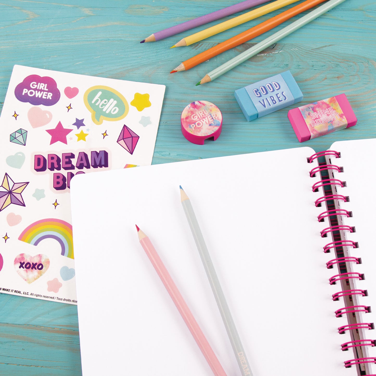 Pastel Tie Dye All-in-One Sketching Set