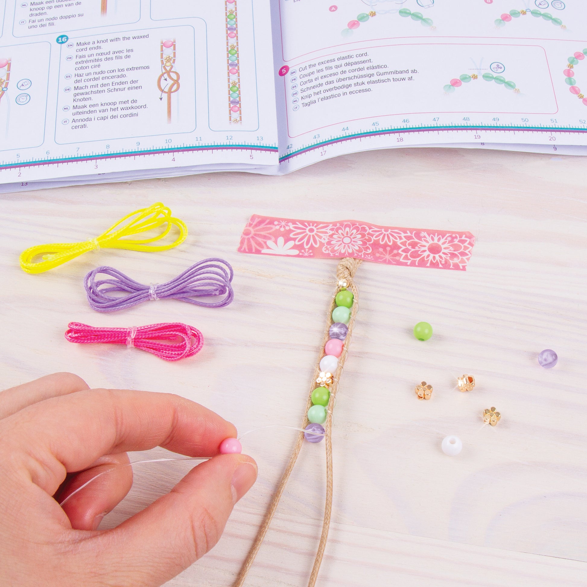 make it real 460 Piece Crafts Bracelet Kit Crystal Dreams Nature's