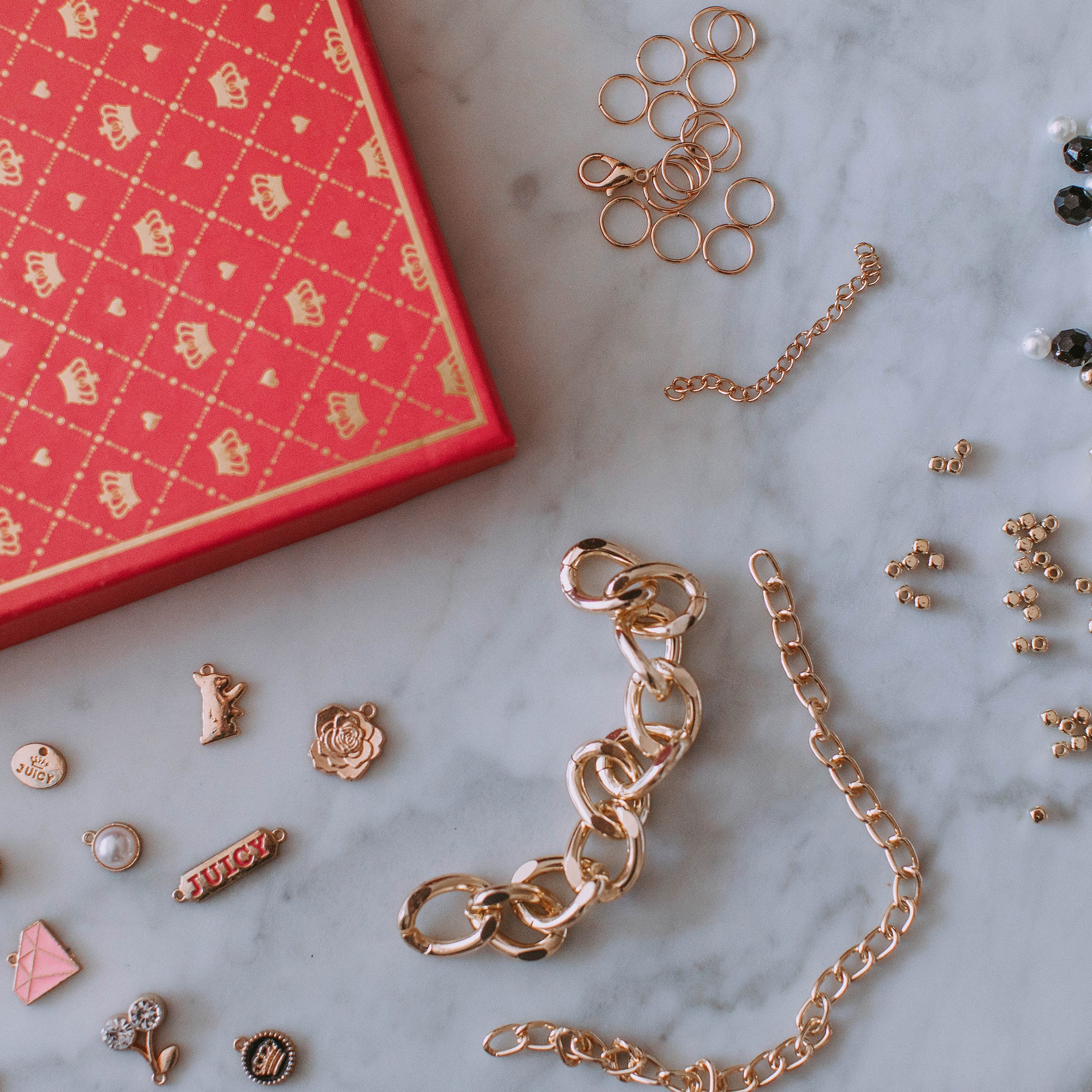 Juicy Couture™ Chains & Charms – Make It Real